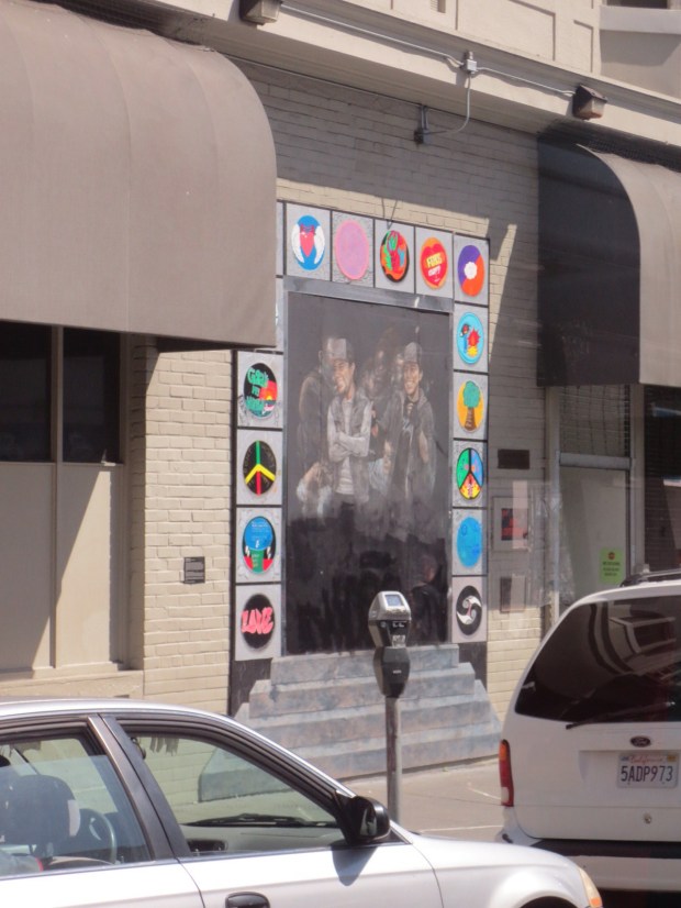 There are so many murials and art pieces in SF, I saw a new one every minute.