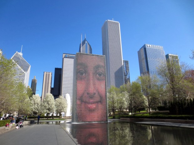 This is a fountain, when the picture changes, water comes out of the persons mouth instead... #Creativiteh