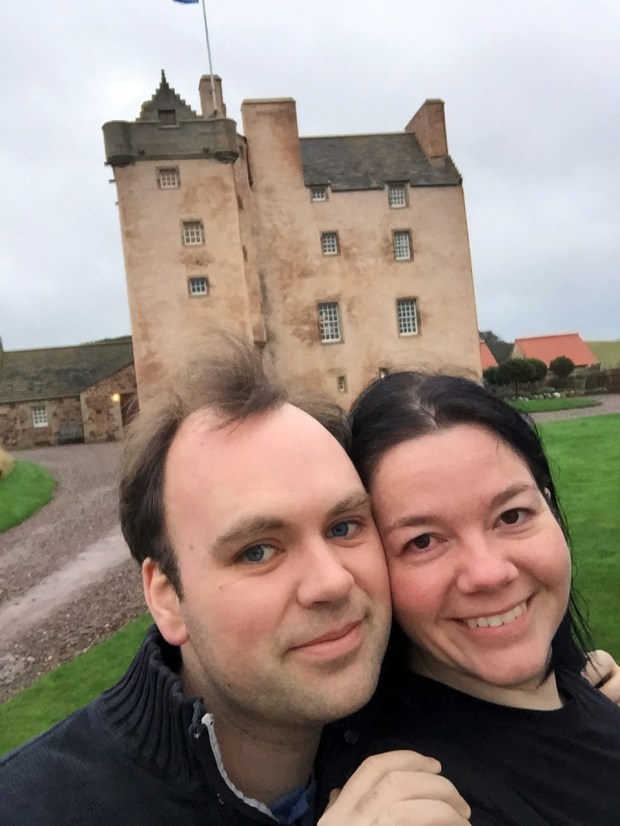 Bropic outside the castle